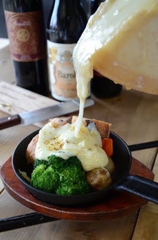 ballo ballo(料理:ラクレット).JPG