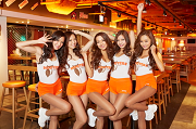 hooters.png