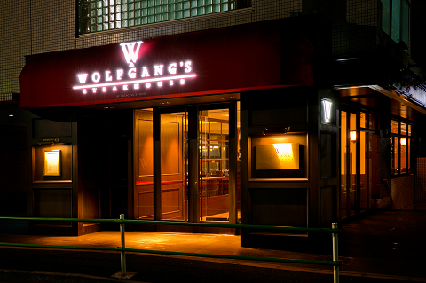 NYきっての大物ステーキハウスが国外初出店。極上のドライエイジング