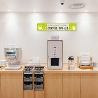 コメ価格42%急落で外食大手に恩恵、10億円超のコストダウン効果も