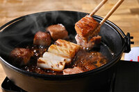 「肉寿司」ブランド、運営元転々の末にGOSSOが再生へ　馬・牛肉割烹業態に転換
